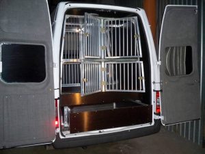 Клетка автобокс для перевозки собак в автомобиле на заказ в Серпухове